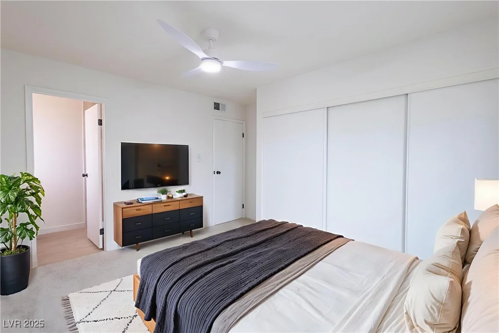 6170 University, Las Vegas, NV 89103