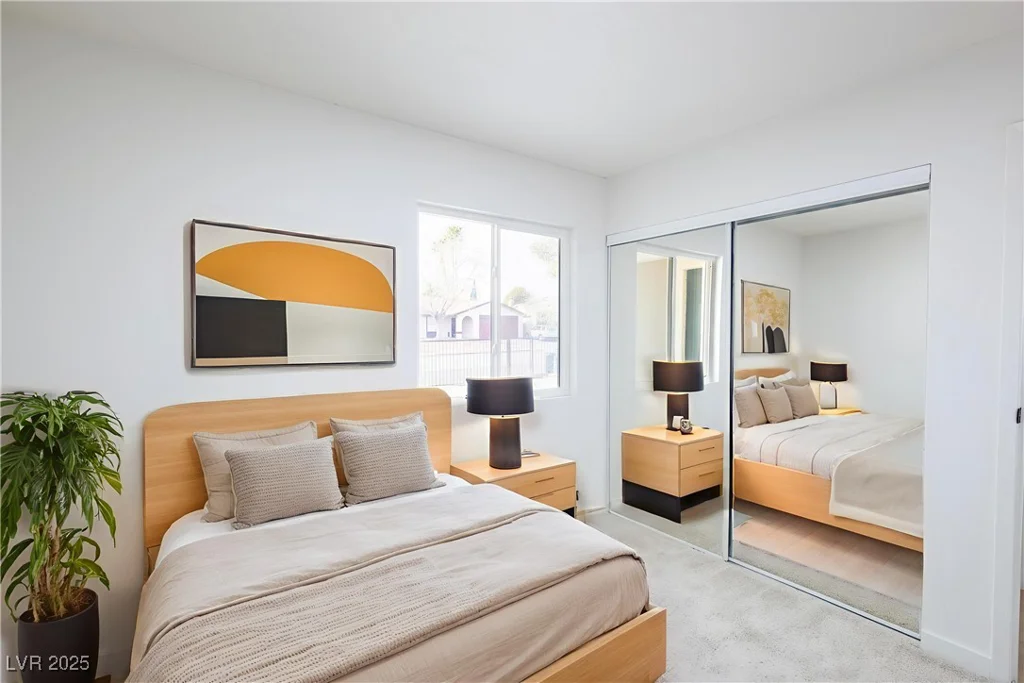 6170 University, Las Vegas, NV 89103