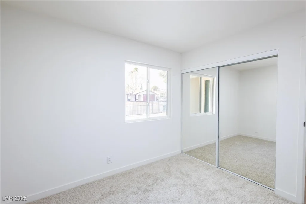 6170 University, Las Vegas, NV 89103
