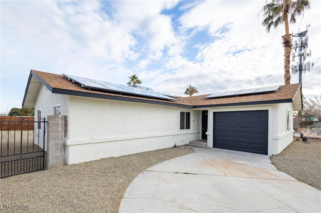 6170 University, Las Vegas, NV 89103