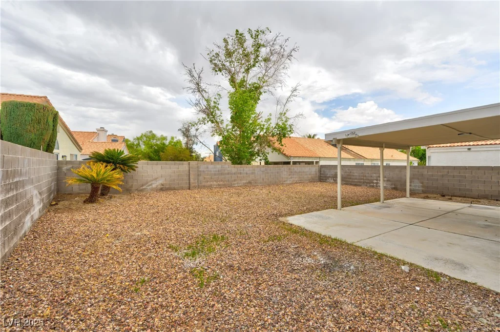 6388 Canyon Dawn, Las Vegas, NV 89108