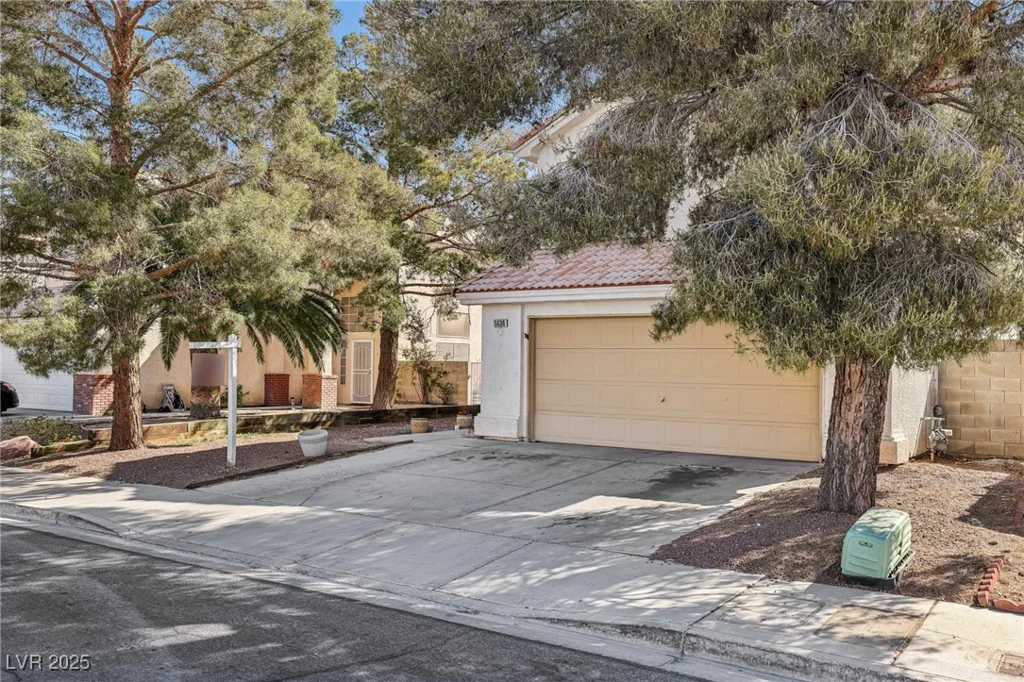 5636 Royal Castle, Las Vegas, NV 89130