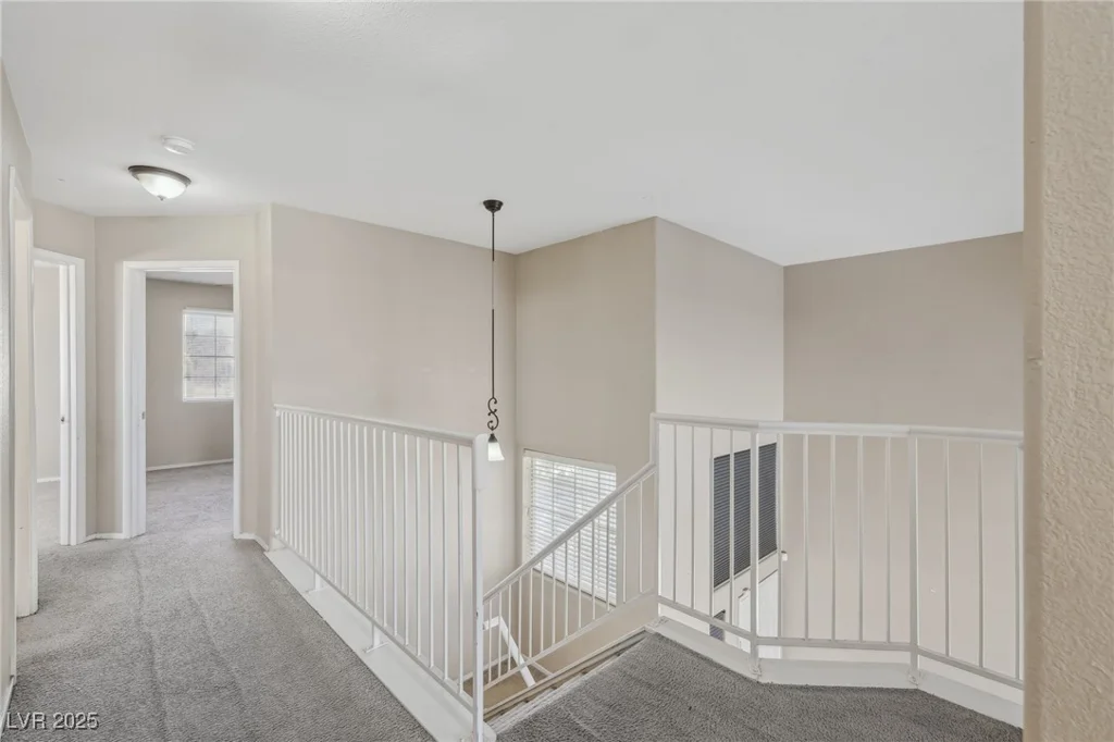 5636 Royal Castle, Las Vegas, NV 89130