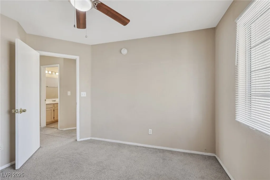 5636 Royal Castle, Las Vegas, NV 89130