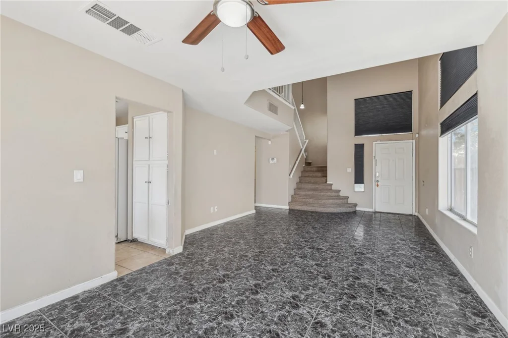 5636 Royal Castle, Las Vegas, NV 89130