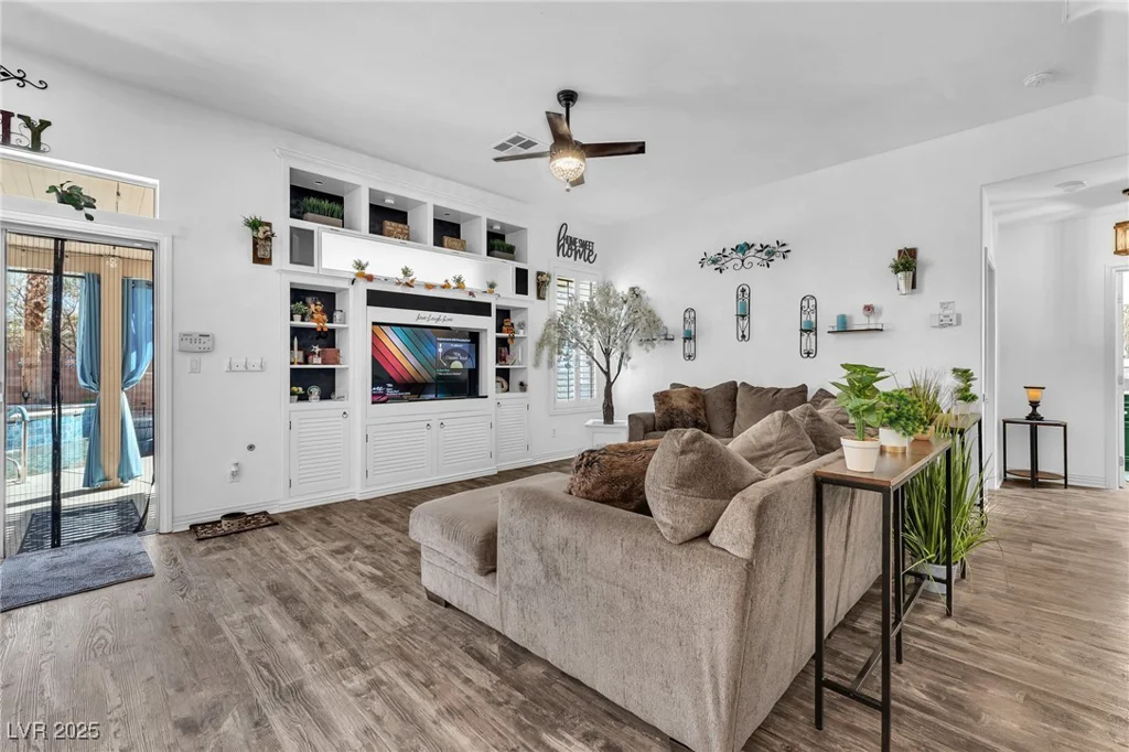 10654 Sidlaw Hills, Las Vegas, NV 89141