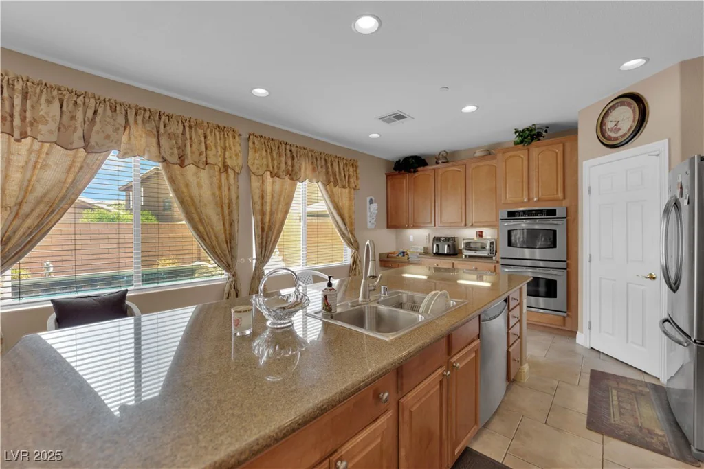 9614 Stonily, Las Vegas, NV 89178
