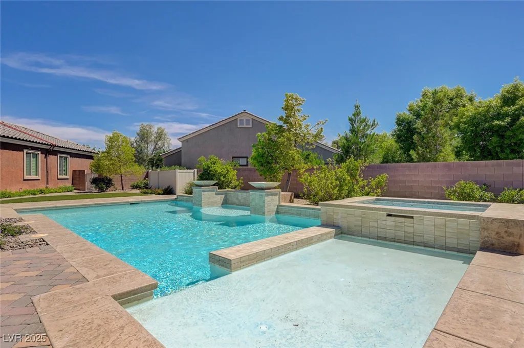 334 Cougar Estates, Las Vegas, NV 89123