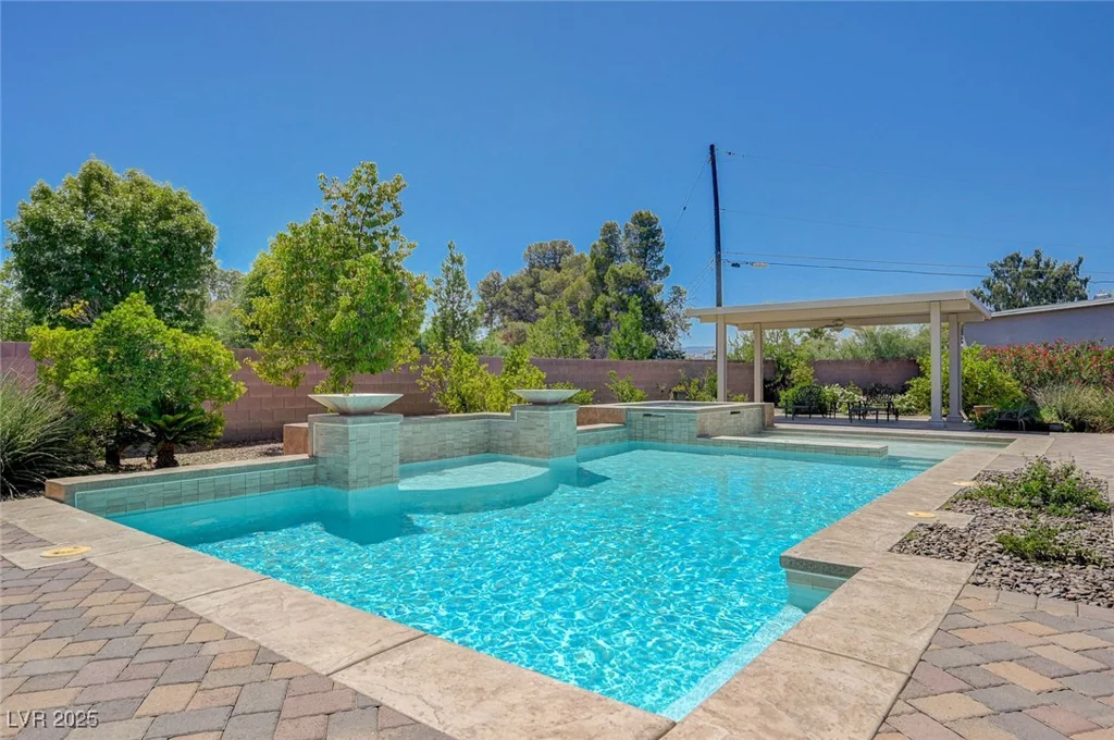 334 Cougar Estates, Las Vegas, NV 89123