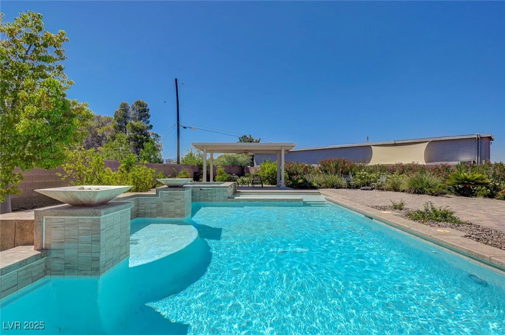 334 Cougar Estates, Las Vegas, NV 89123