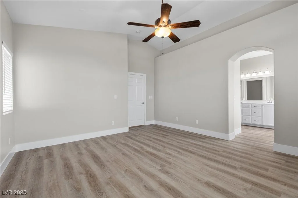 10613 Tiffanieville, Las Vegas, NV 89129