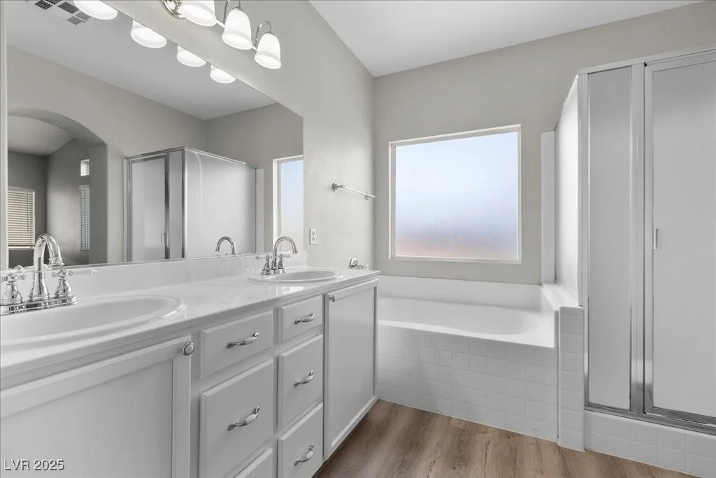 10613 Tiffanieville, Las Vegas, NV 89129
