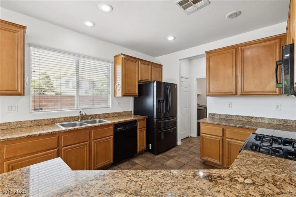 6636 Surfbird, North Las Vegas, NV 89084