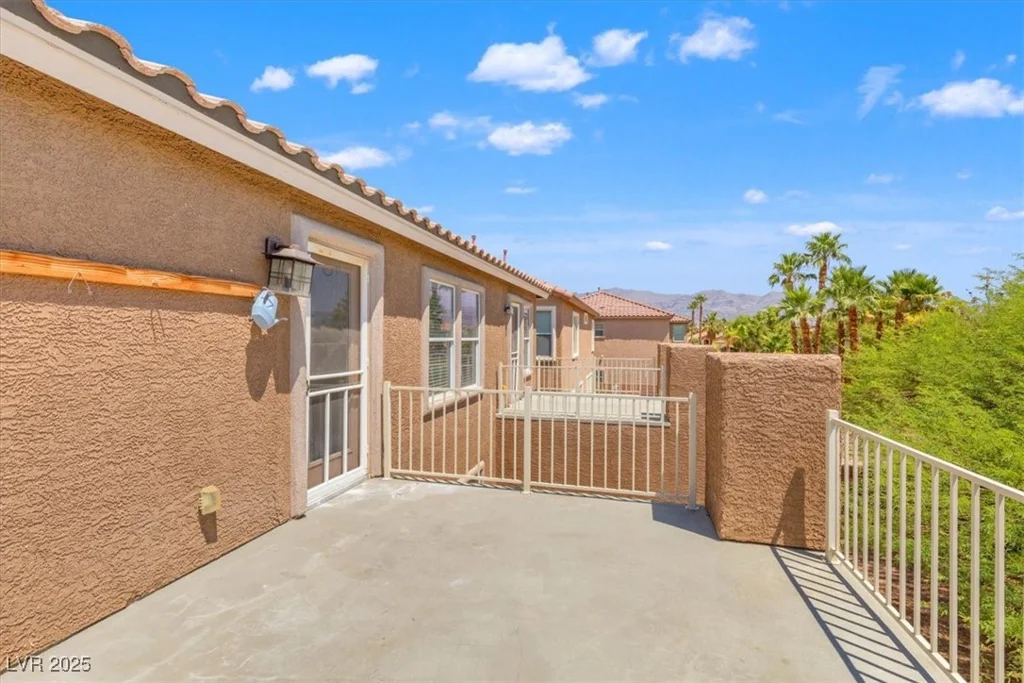 6636 Surfbird, North Las Vegas, NV 89084