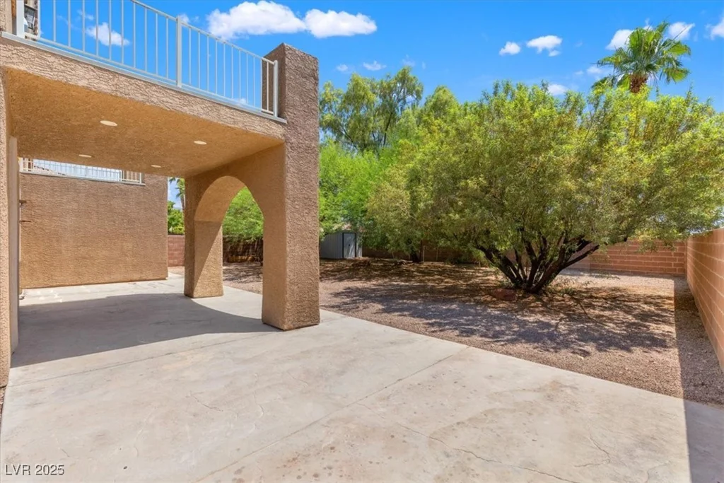 6636 Surfbird, North Las Vegas, NV 89084