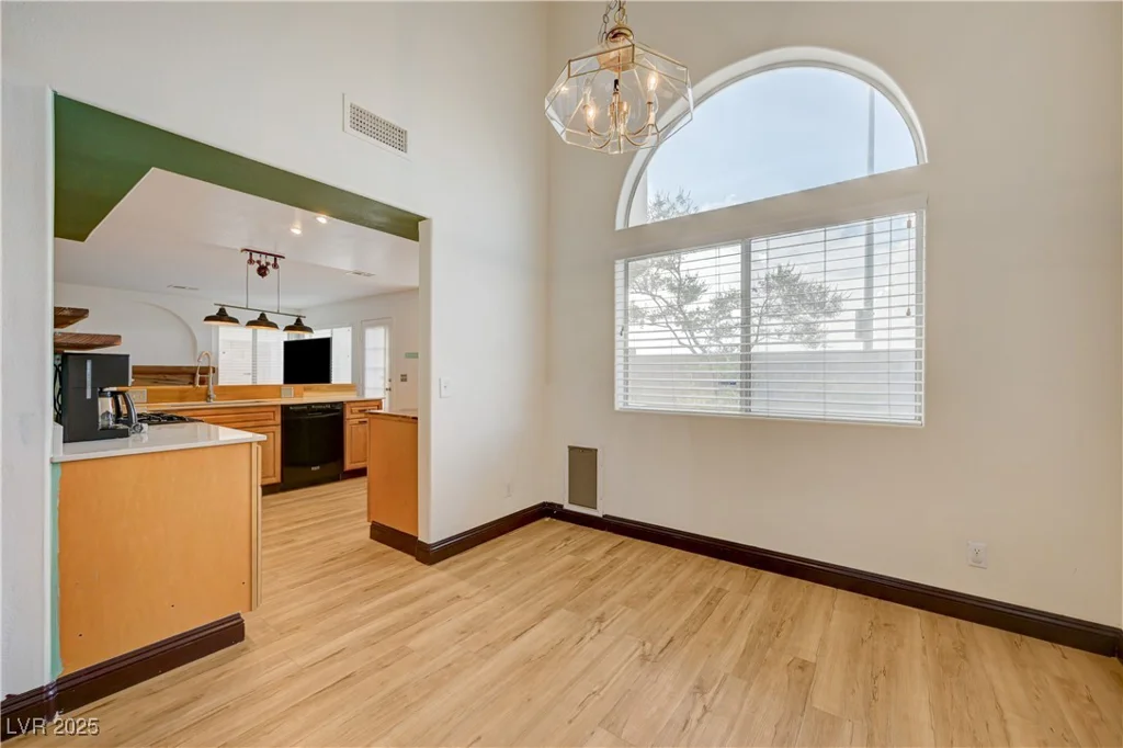 7528 Golden Yucca, Las Vegas, NV 89147