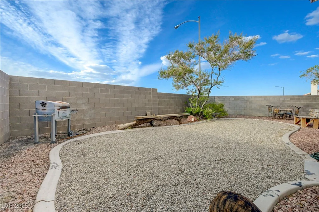 7528 Golden Yucca, Las Vegas, NV 89147
