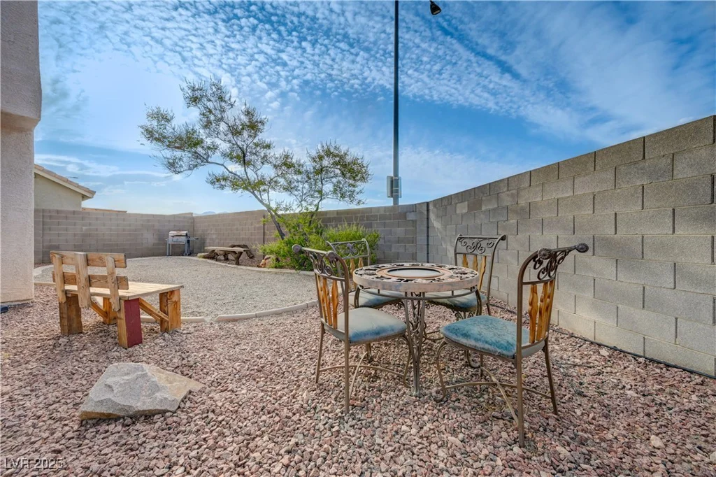7528 Golden Yucca, Las Vegas, NV 89147