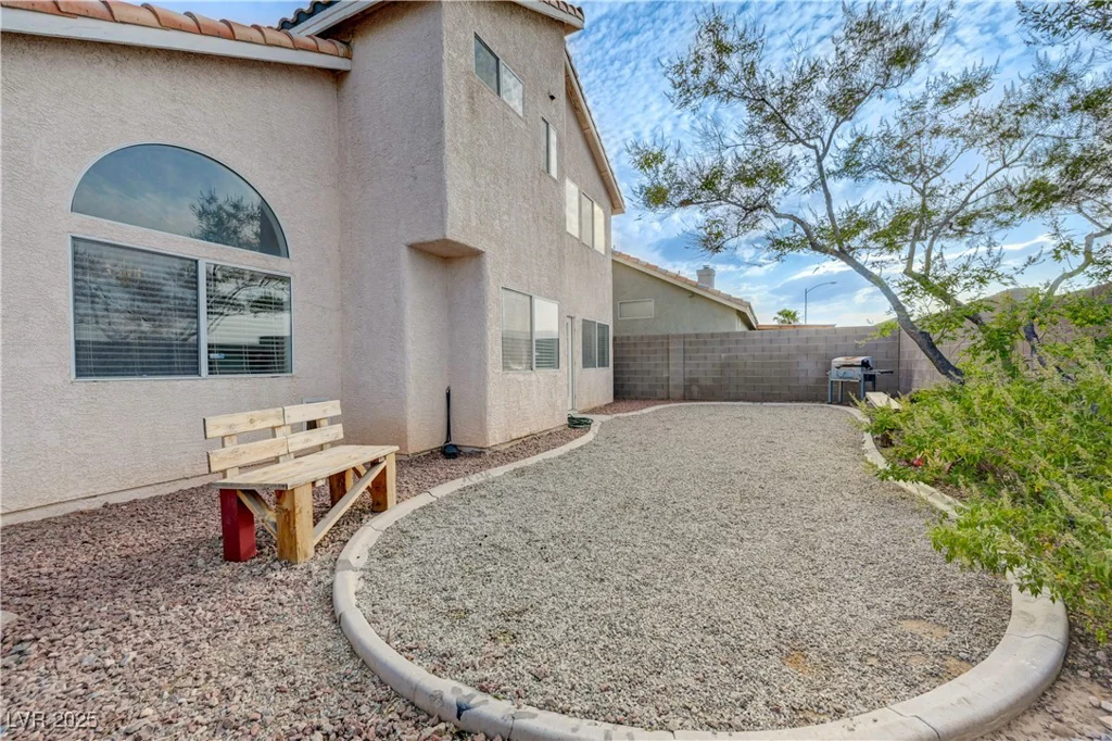 7528 Golden Yucca, Las Vegas, NV 89147