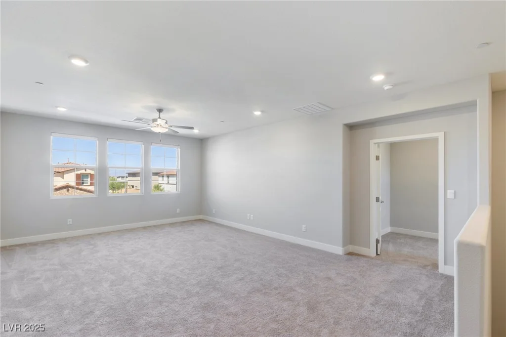 425 Canary Song, Henderson, NV 89011