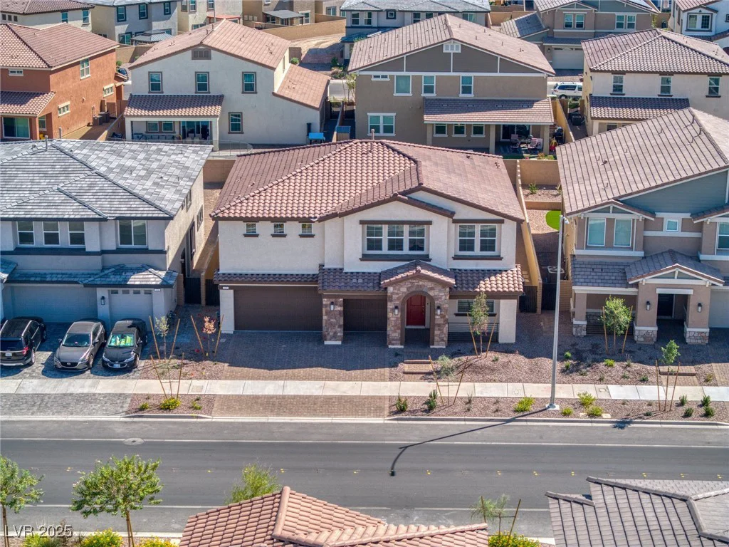 425 Canary Song, Henderson, NV 89011