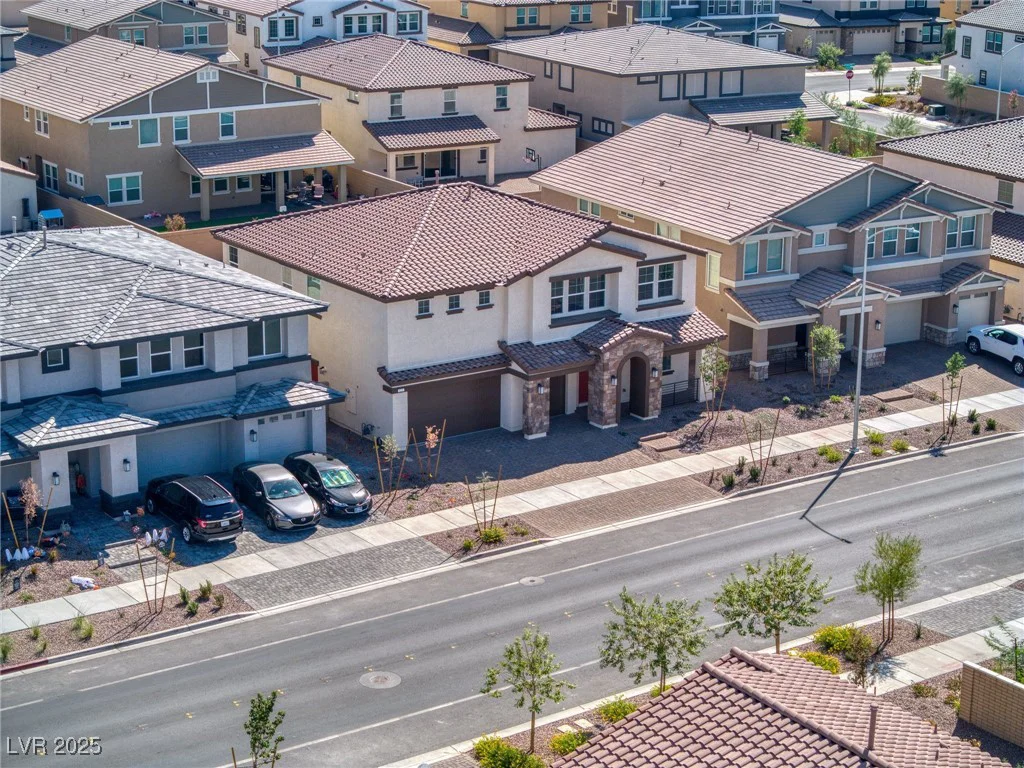 425 Canary Song, Henderson, NV 89011