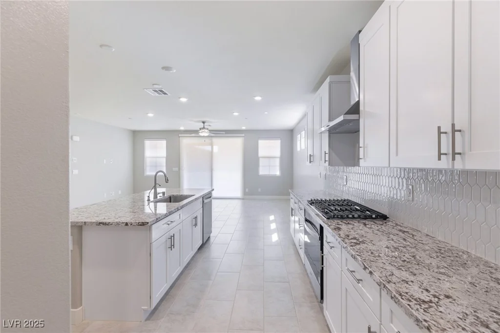 425 Canary Song, Henderson, NV 89011