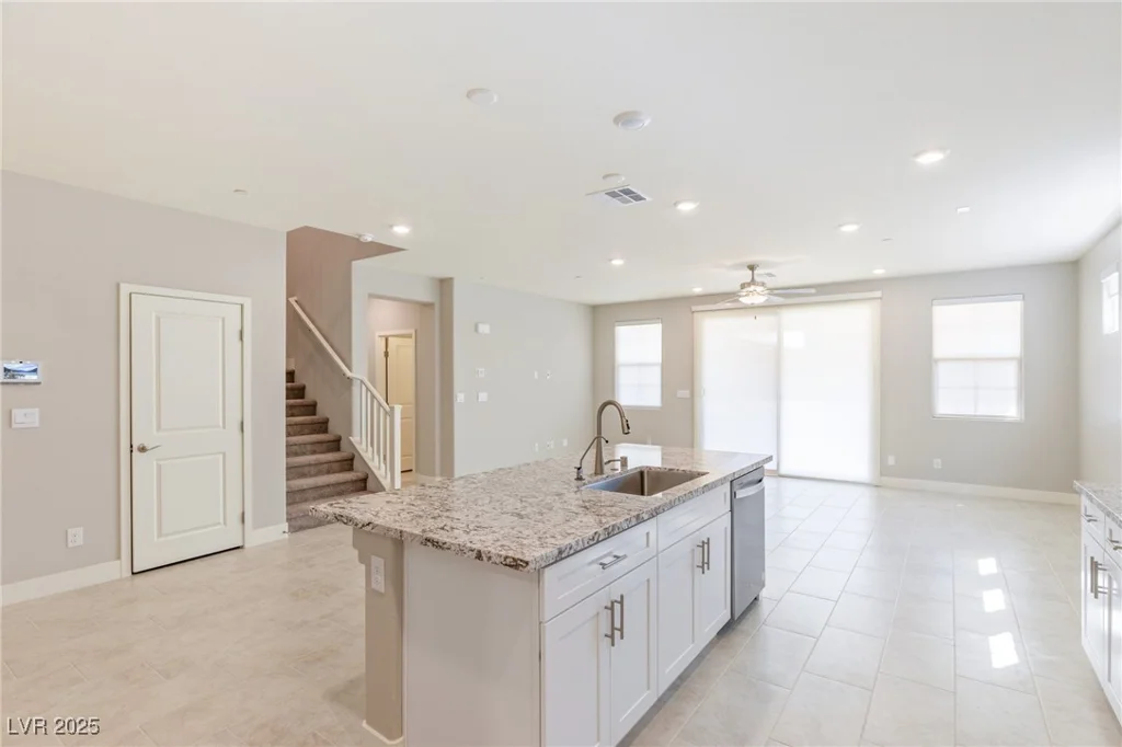 425 Canary Song, Henderson, NV 89011