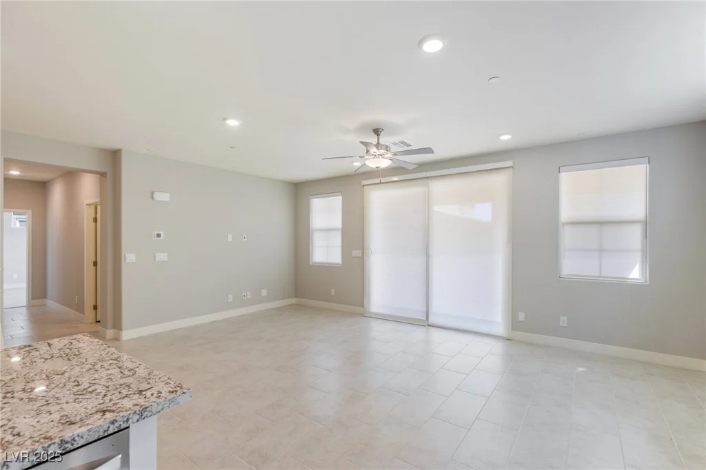 425 Canary Song, Henderson, NV 89011