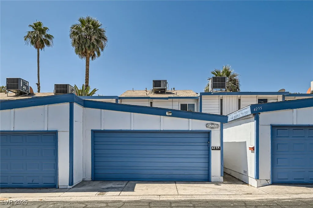 4259 Kona Coast, Las Vegas, NV 89121