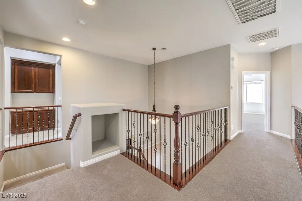 3725 Moonshine Falls, North Las Vegas, NV 89085