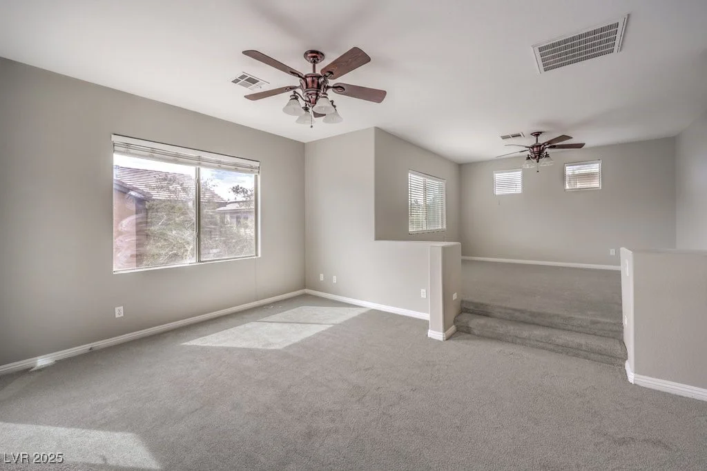 3725 Moonshine Falls, North Las Vegas, NV 89085