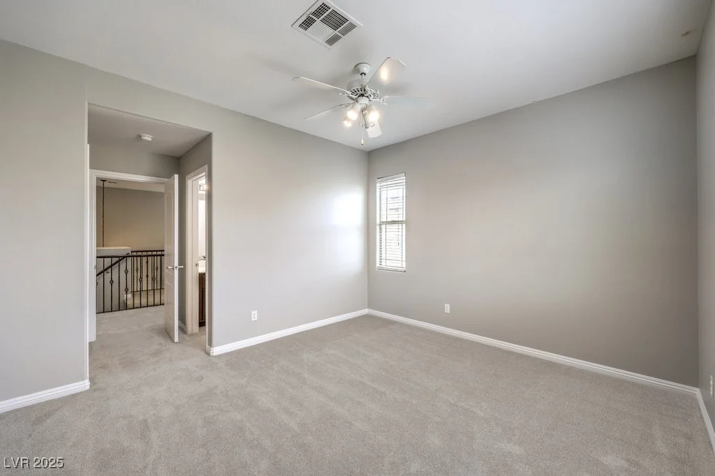 3725 Moonshine Falls, North Las Vegas, NV 89085