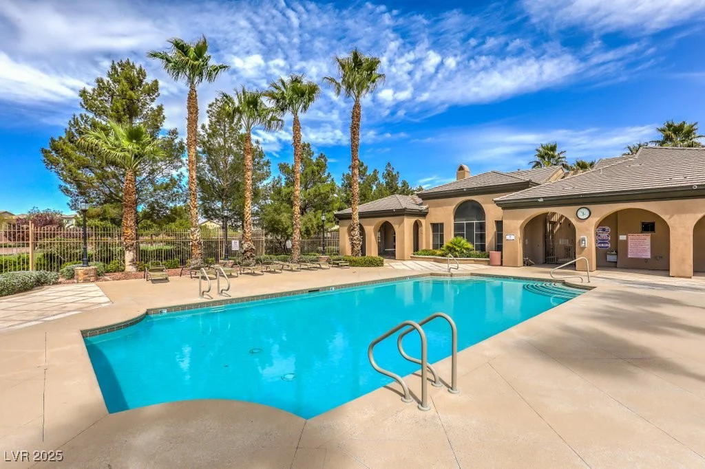 3725 Moonshine Falls, North Las Vegas, NV 89085