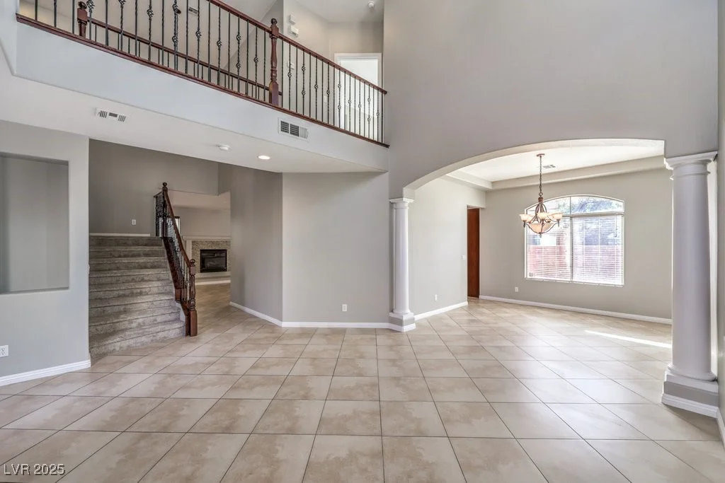 3725 Moonshine Falls, North Las Vegas, NV 89085