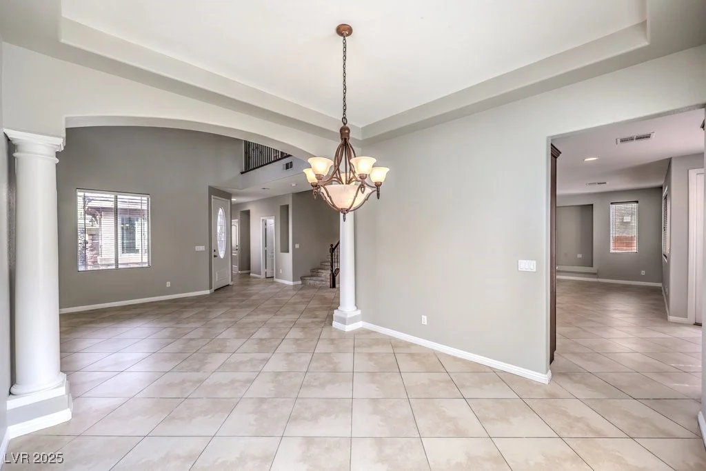 3725 Moonshine Falls, North Las Vegas, NV 89085
