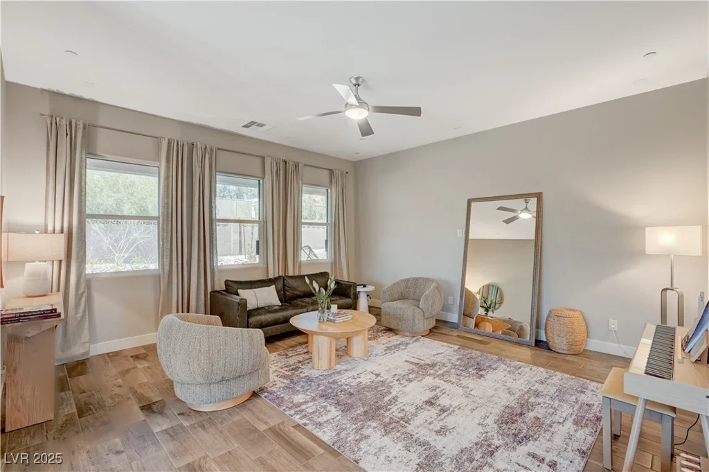 7736 Tioga Ridge, Las Vegas, NV 89117