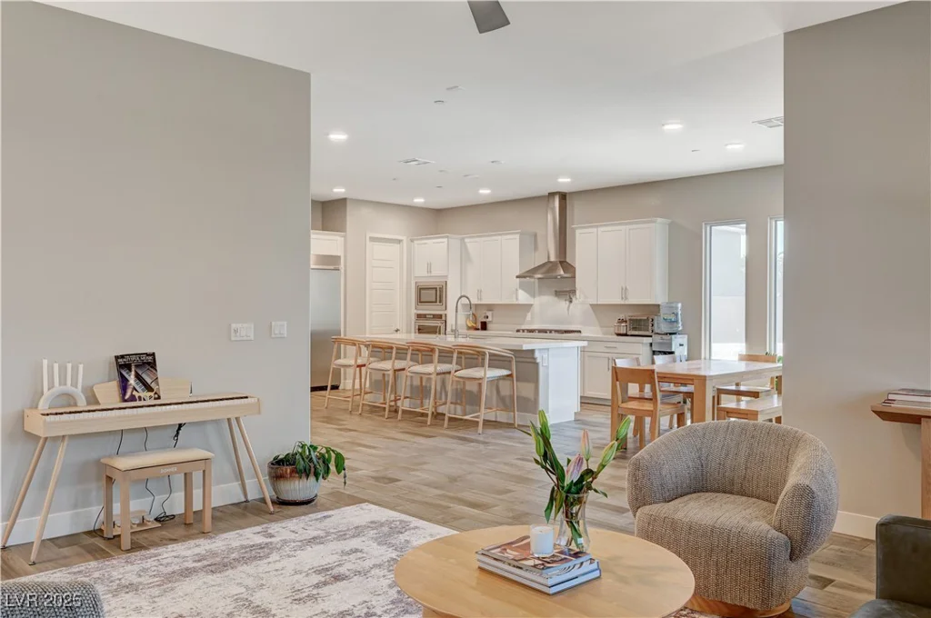 7736 Tioga Ridge, Las Vegas, NV 89117