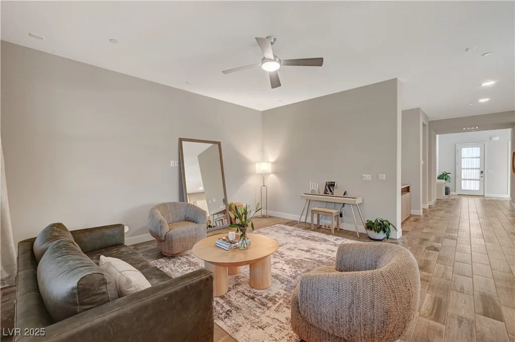 7736 Tioga Ridge, Las Vegas, NV 89117