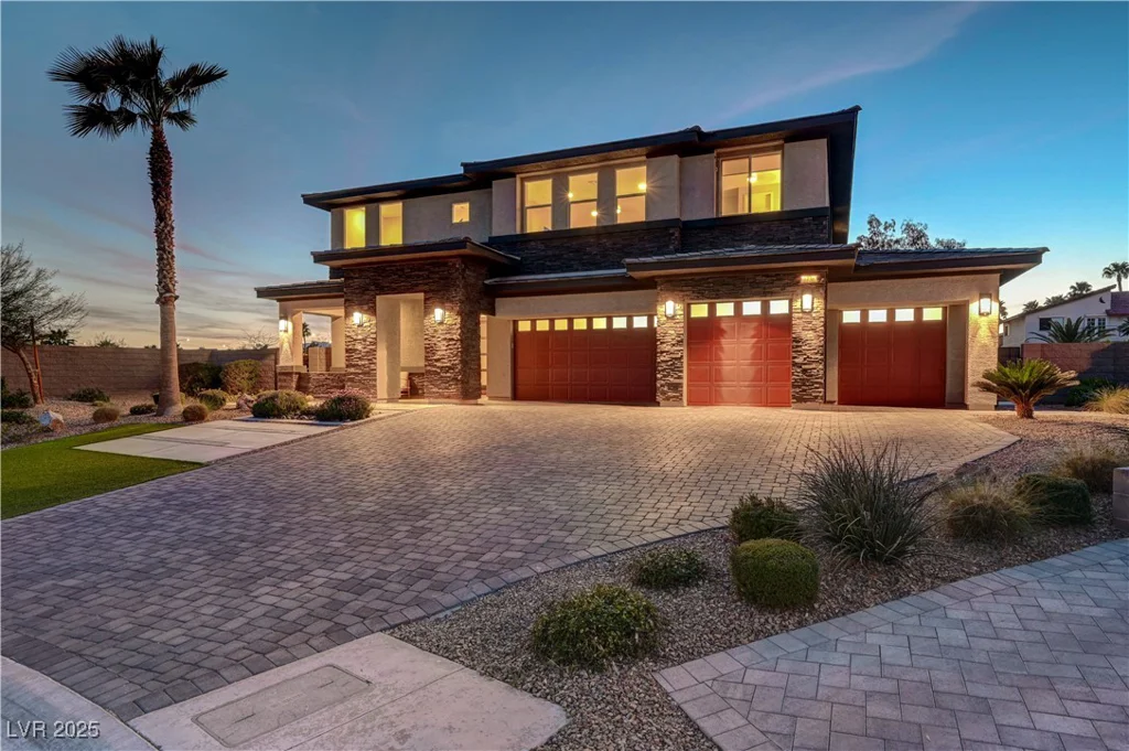 7736 Tioga Ridge, Las Vegas, NV 89117