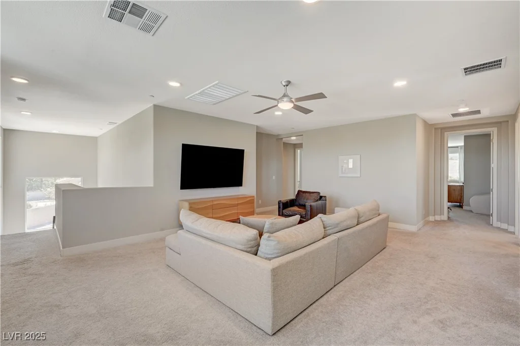 7736 Tioga Ridge, Las Vegas, NV 89117