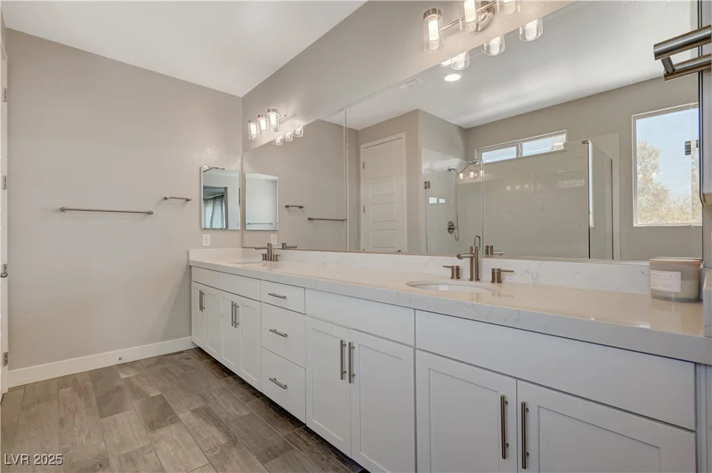 7736 Tioga Ridge, Las Vegas, NV 89117