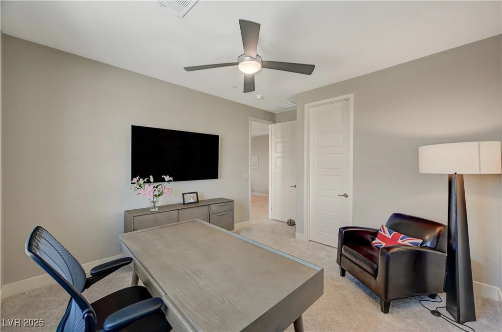7736 Tioga Ridge, Las Vegas, NV 89117