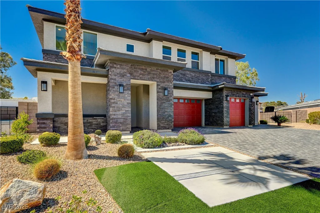 7736 Tioga Ridge, Las Vegas, NV 89117