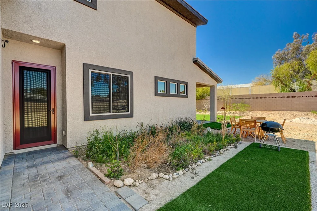 7736 Tioga Ridge, Las Vegas, NV 89117