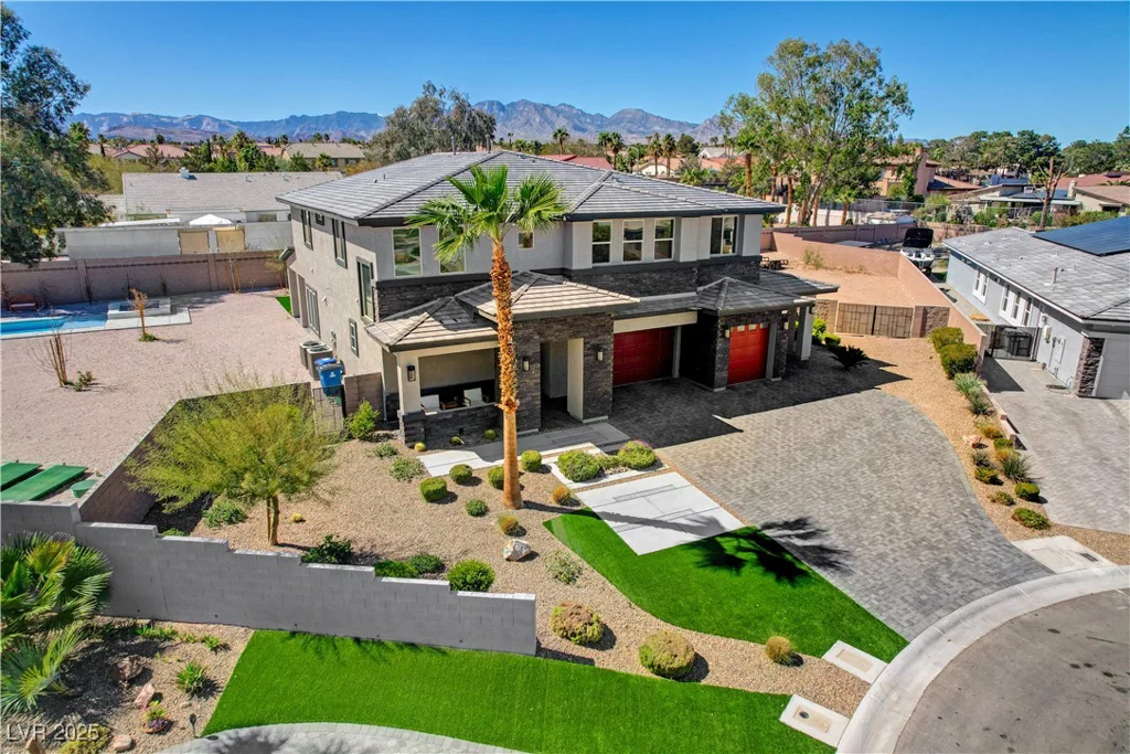7736 Tioga Ridge, Las Vegas, NV 89117