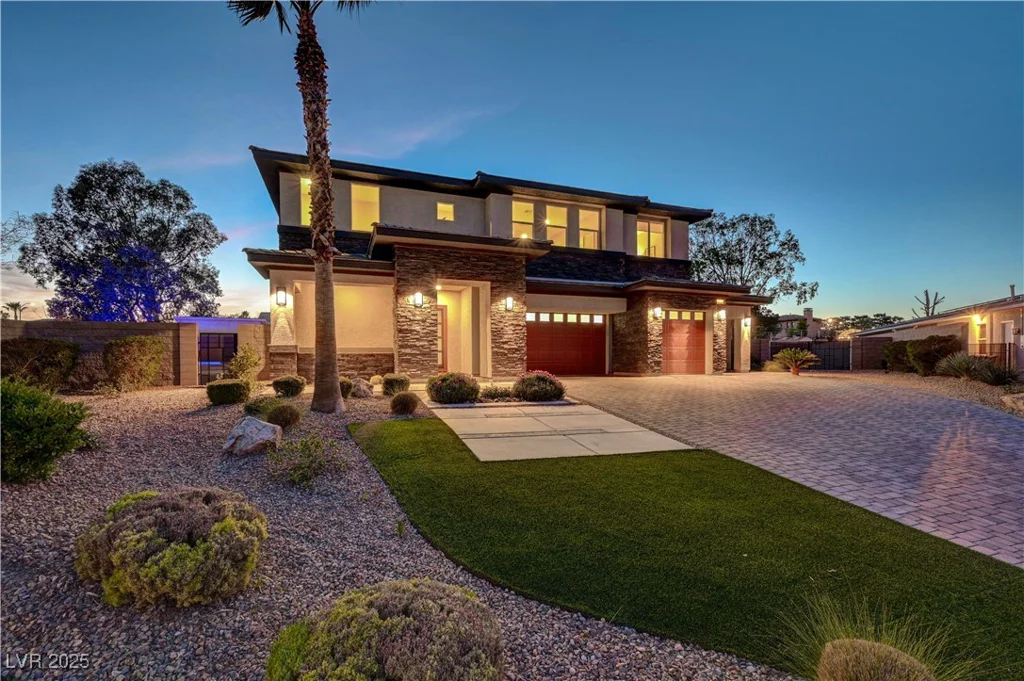 7736 Tioga Ridge, Las Vegas, NV 89117