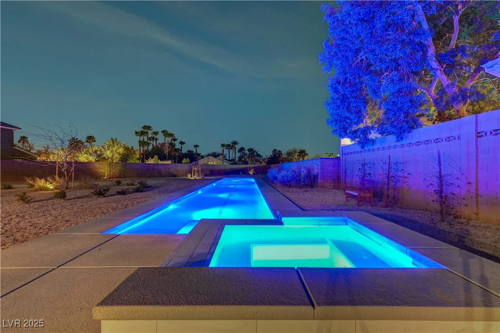 7736 Tioga Ridge, Las Vegas, NV 89117