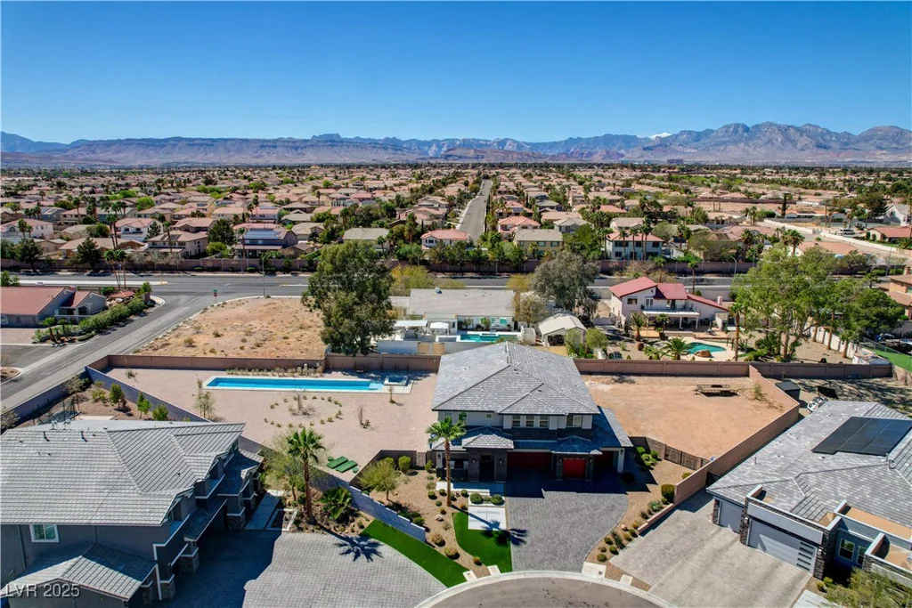 7736 Tioga Ridge, Las Vegas, NV 89117