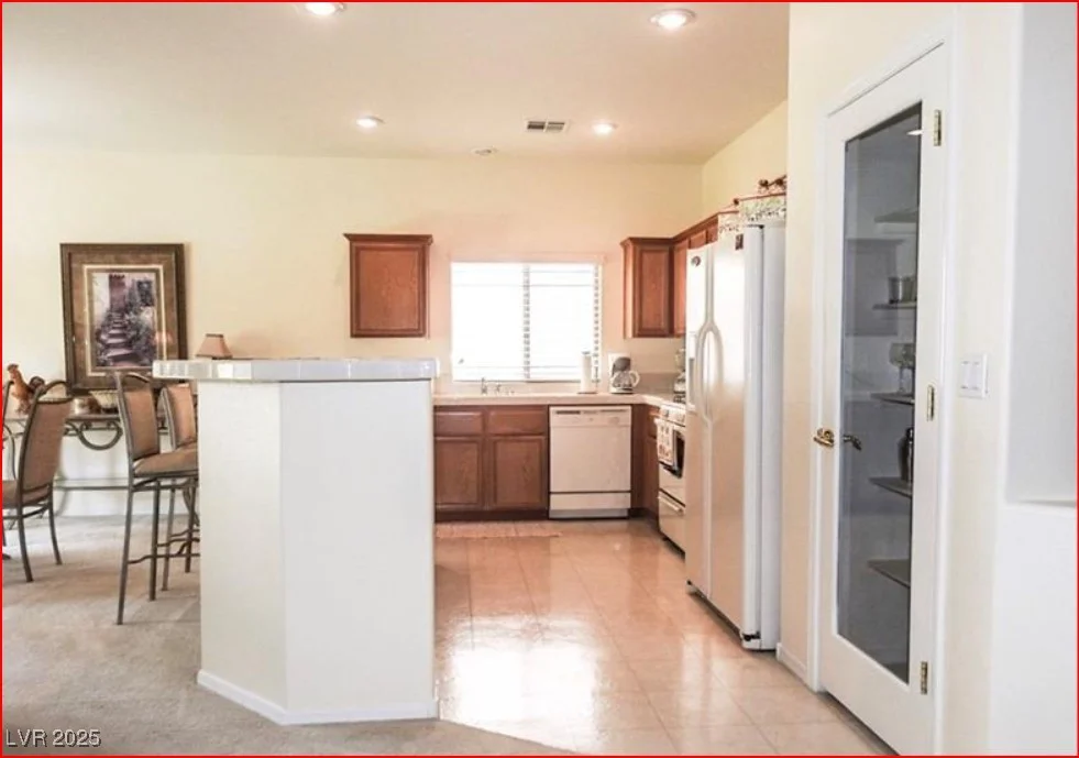 5845 Swan Point, Las Vegas, NV 89122